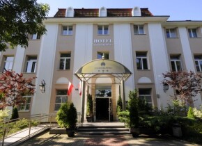 Nocleg w Warszawie - Hotel *** Łazienkowski