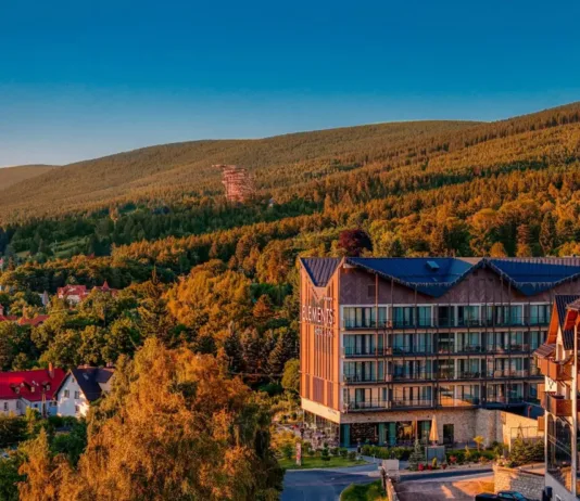 Hotel SPA z basenem w Górach