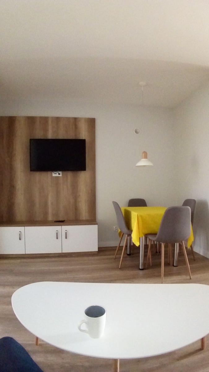 SALONIK Z ANEKSEM KUCHENNYM