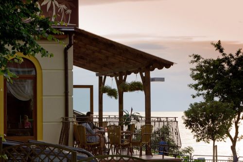 Nocleg w Rewalu - California - cały rok - pokoje&hellip;