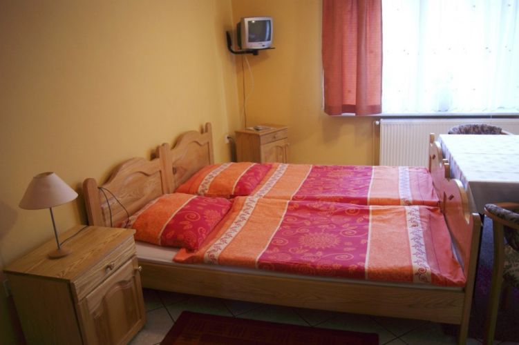 Nocleg w Wałbrzychu - Dom Gościnny Biegun