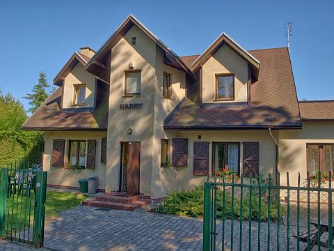 Nocleg w Rewalu - Dom Gościnny Harry