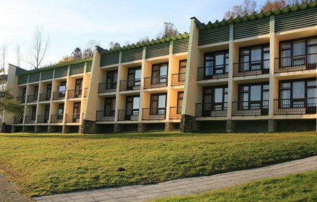 Nocleg w Ustroniu - Dom Wczasowy Jawor