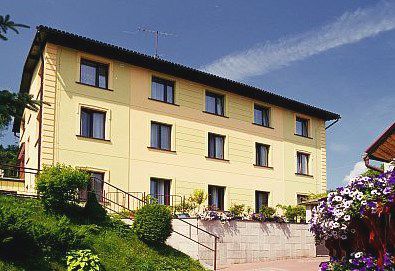 Nocleg w Międzybrodziu Żywieckim - Dom Wczasowy ZACISZE