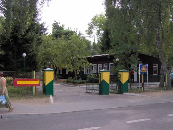 Nocleg w Mrzeżynie - Domki "Cukrownik"