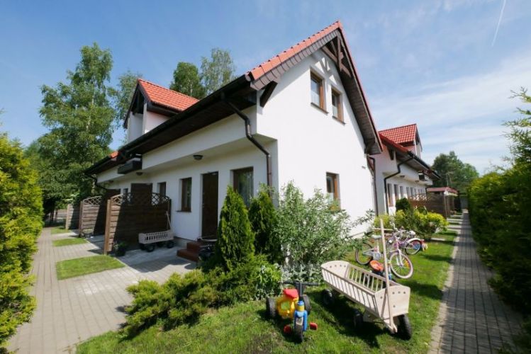 Nocleg w Dąbkach - Domki Gościniec Bobolin