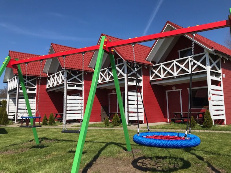 Nocleg w Sarbinowie - DOMKI GROSZEK 250m od morza