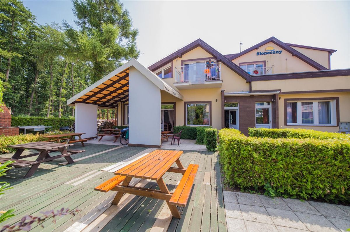 Nocleg w Międzywodziu - Domki i Dom gościnny SŁONECZNY