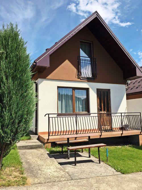 Nocleg w Bartkowej-Posadowej - Domki letniskowe AGATKA