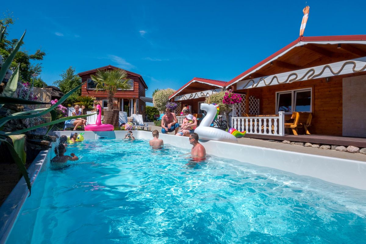 Nocleg w Chłopach - Domki letniskowe Camping V.I.P&hellip;