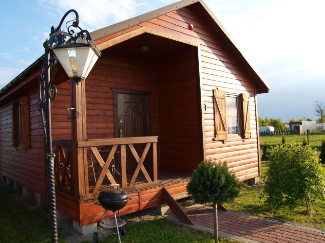 Nocleg w Jezierzanach - Domki Letniskowe PORANEK