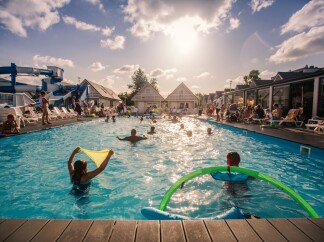 Nocleg w Ustroniu Morskim - Holiday Park & Resort Ustronie…