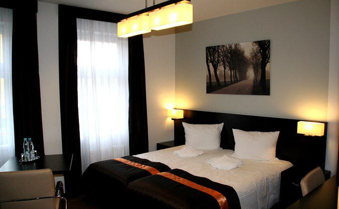 Nocleg w Wałczu - Hotel Biały Domek