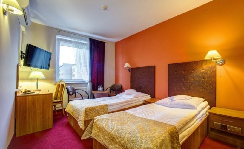 Nocleg w Krośnie - Hotel Krosno Nafta