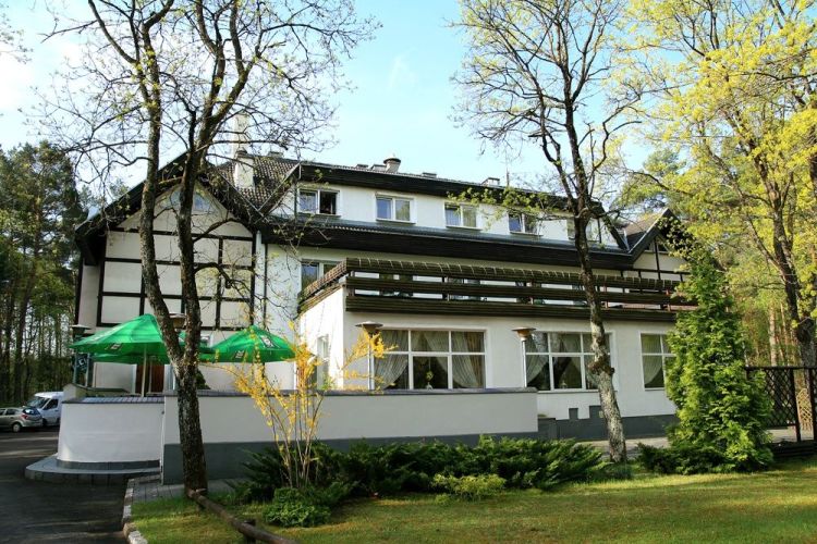 Nocleg w Szczytnie - Hotel LEŚNA