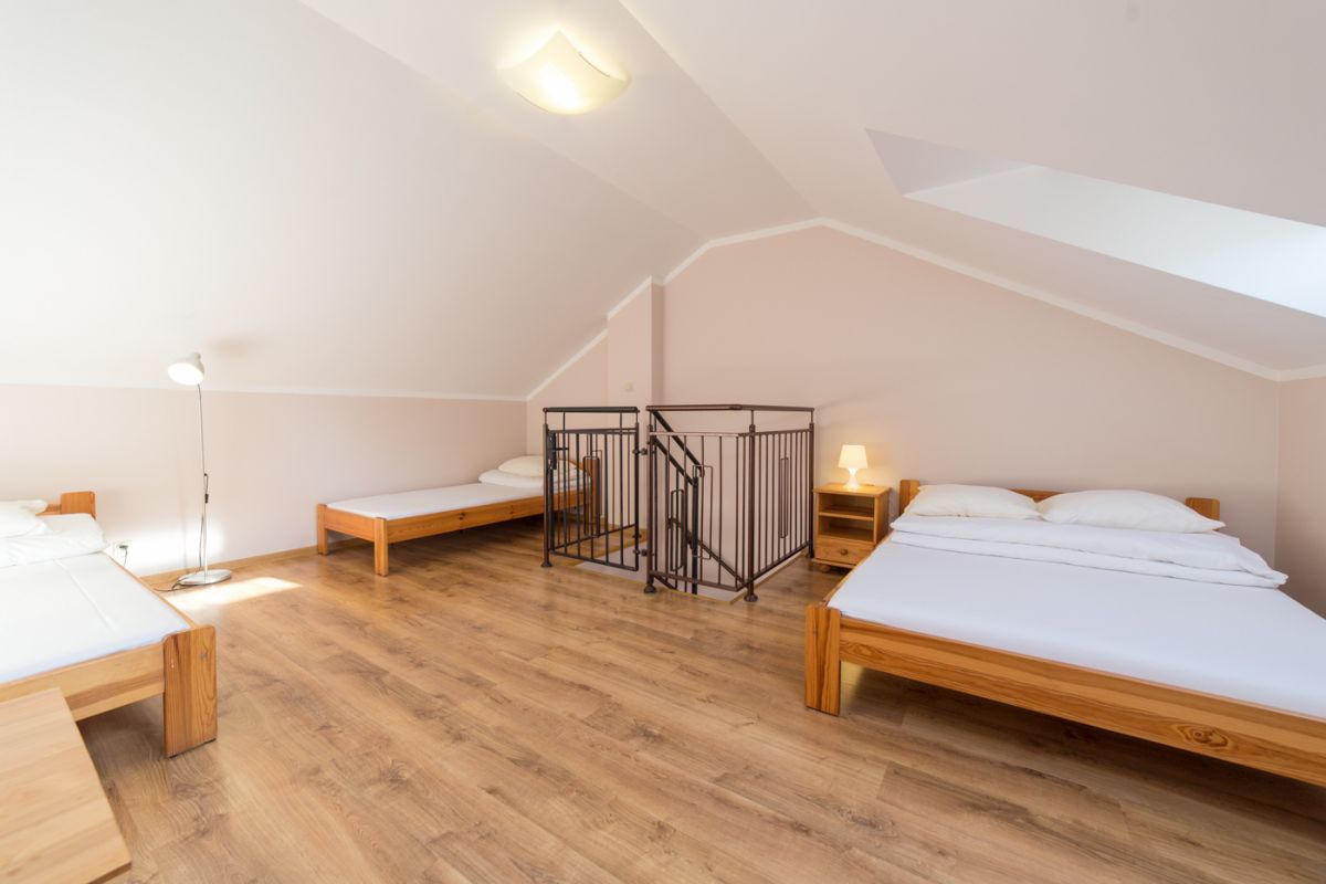 Pok&oacute;j Family Plus (2-6 osobowy)