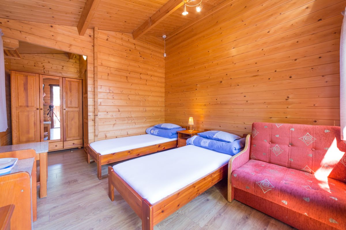 Pok&oacute;j w domku typu Bliźniak