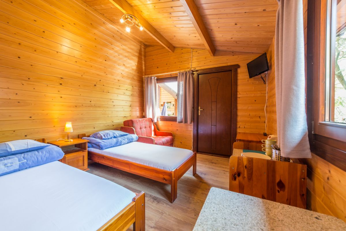 Pok&oacute;j w domku typu Bliźniak