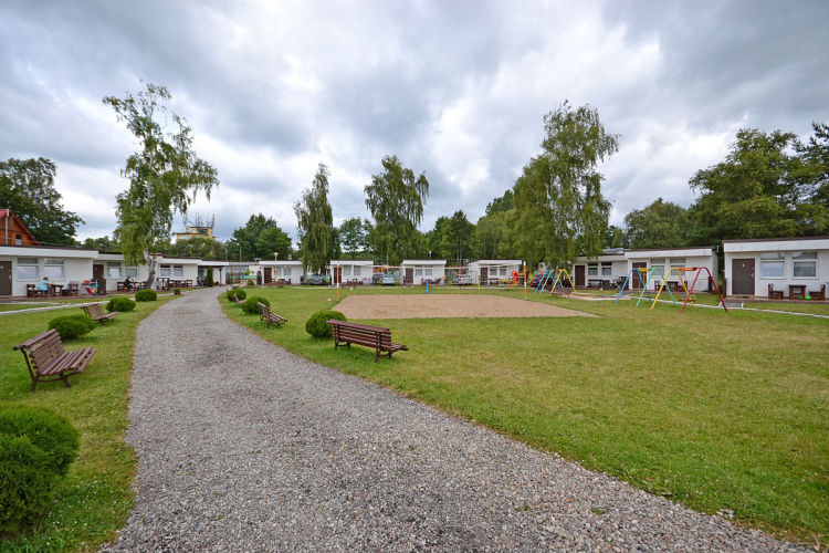 Nocleg w Dźwirzynie - Ośrodek wypoczynkowy OSTOJA