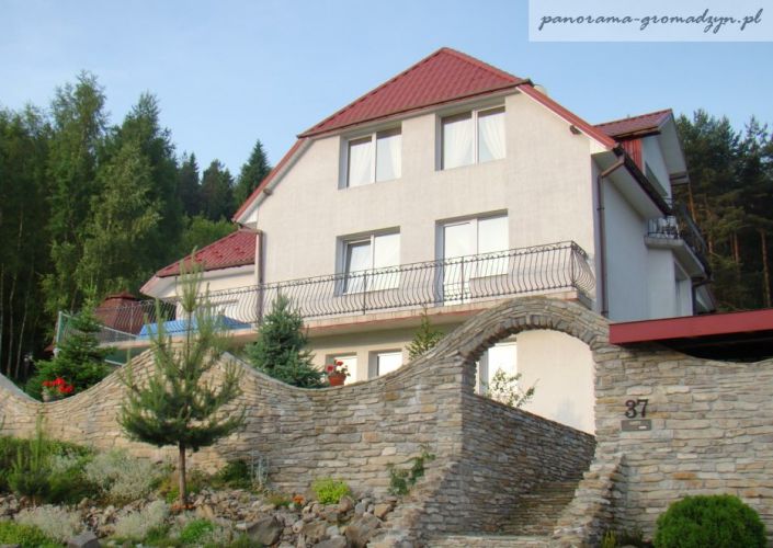 Nocleg w Ustrzykach Dolnych - Panorama - Gromadzyń