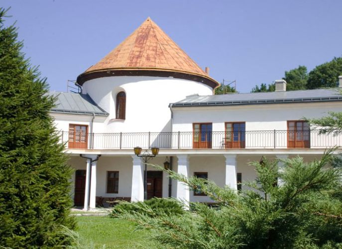 Nocleg w Lesku - Pensjonat Zamek