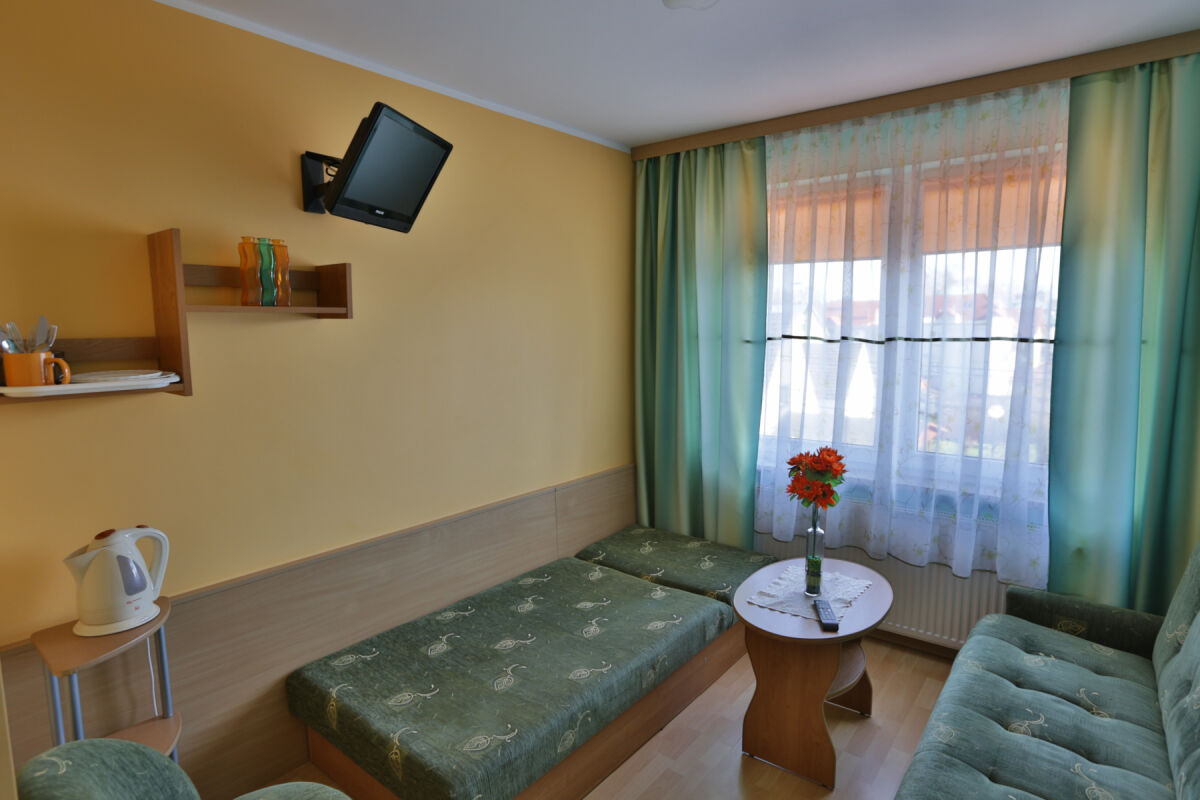 Nocleg w Międzywodziu - Pokoje Gościnne KLAUDIA