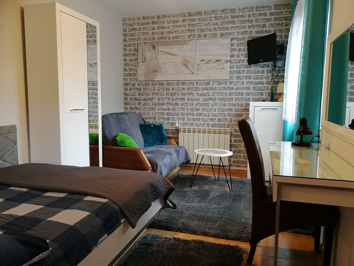 pok&oacute; z własną kuchnią