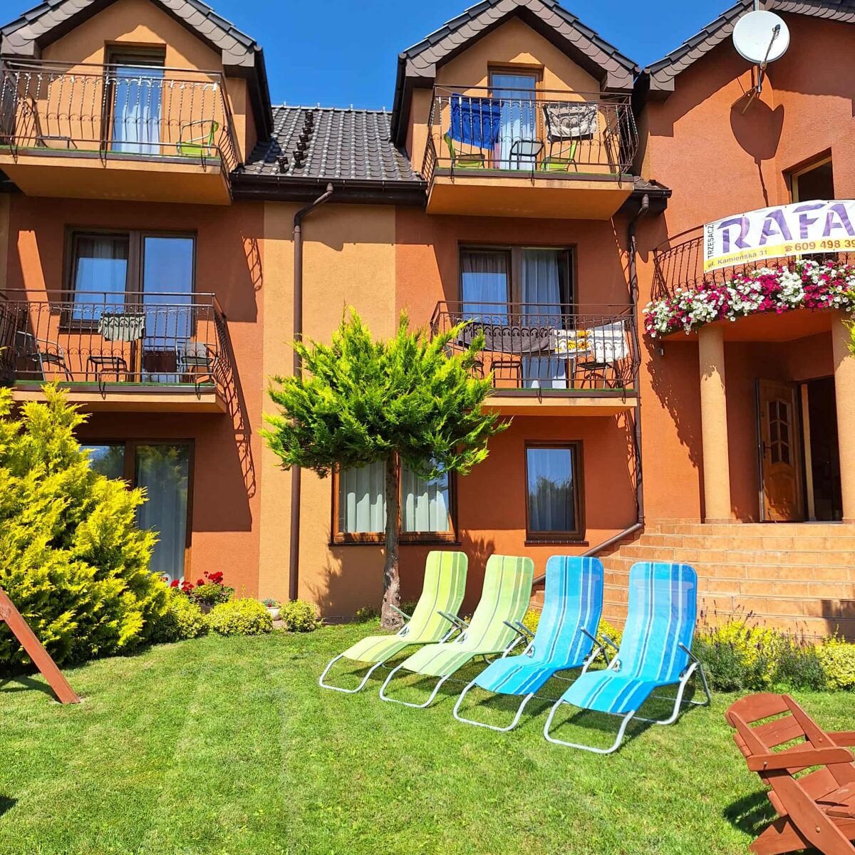 Nocleg w Trzęsaczu - "Rafa"