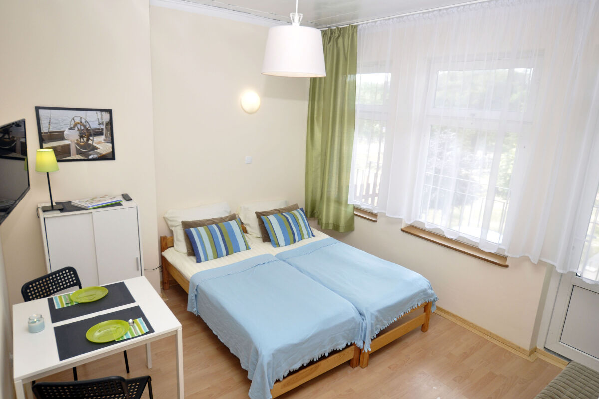 Pok&oacute;j G63 4 os.