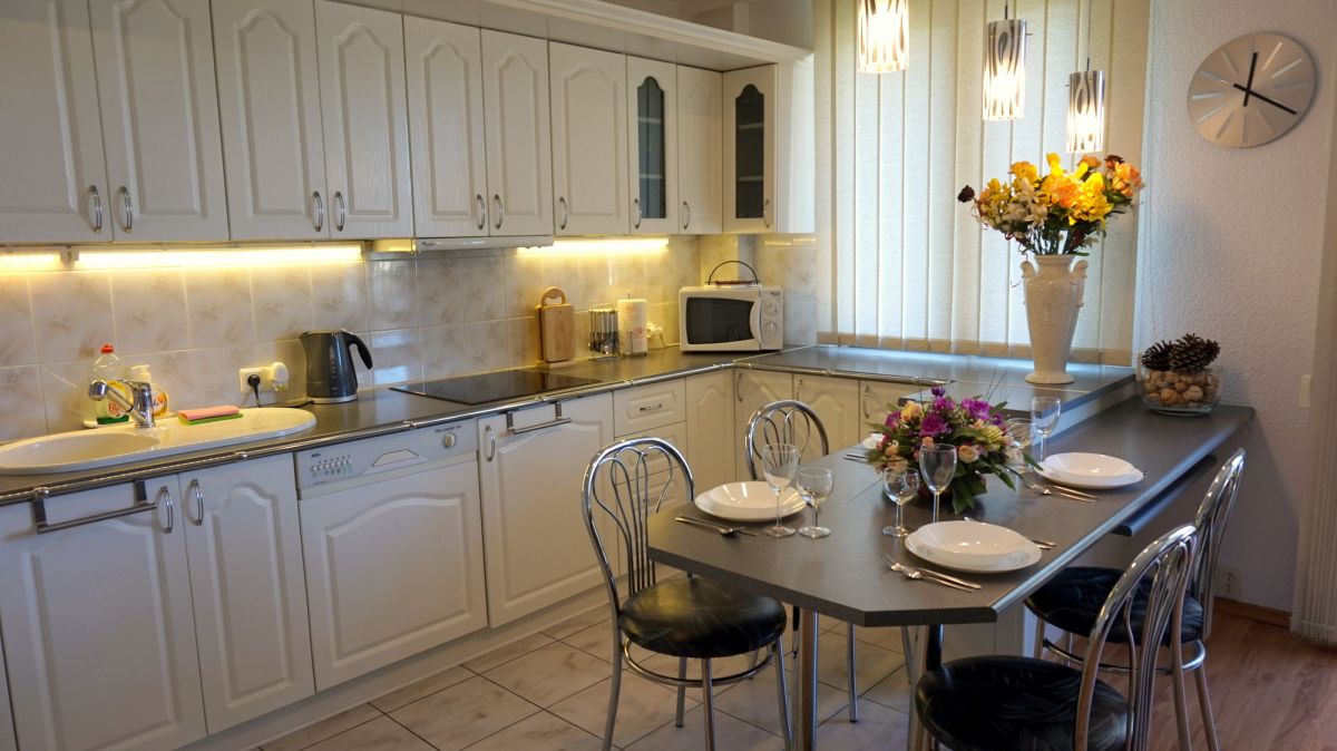 . Apartament STAR-Kołobrzeg.- Ogrody, 2 do 4/5 os&oacute;b.  Lokalizacja KOŁOBRZEG ul. J. Bema 1. A.