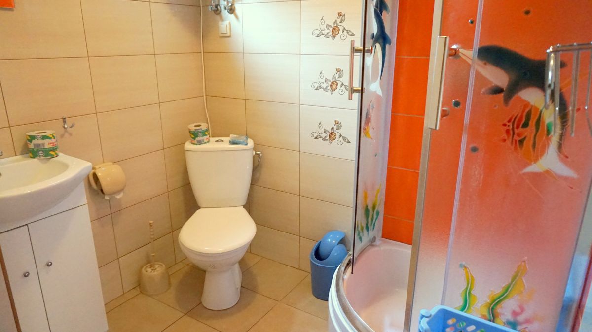 Domki letniskowe RAJ-STAR-BOBOLIN, 200m od plazy. &middot;pokojowe z 2 sypialnie, lazienka pokoj dzienny z 