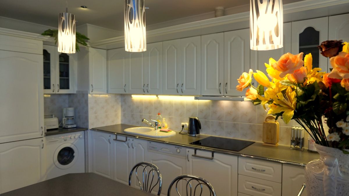 . Apartament STAR-Kołobrzeg.- Ogrody, 2 do 4/5 os&oacute;b.  Lokalizacja KOŁOBRZEG ul. J. Bema 1. A.