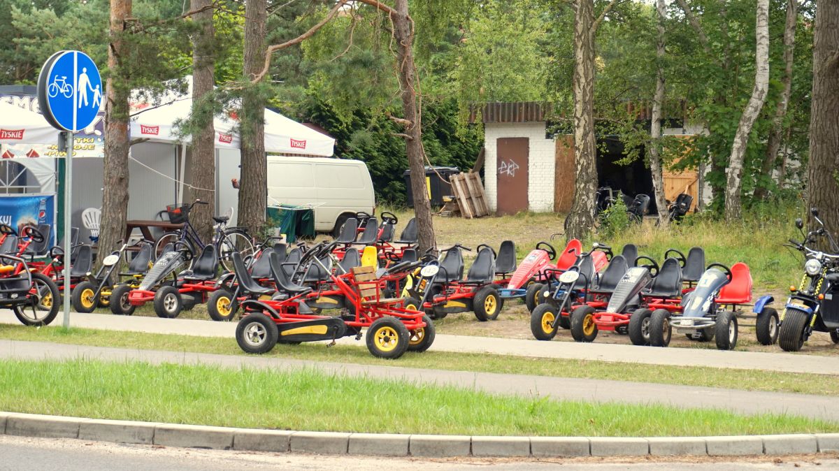 Domki letniskowe RAJ-STAR-BOBOLIN, 200m od plazy. &middot;pokojowe z 2 sypialnie, lazienka pokoj dzienny z 