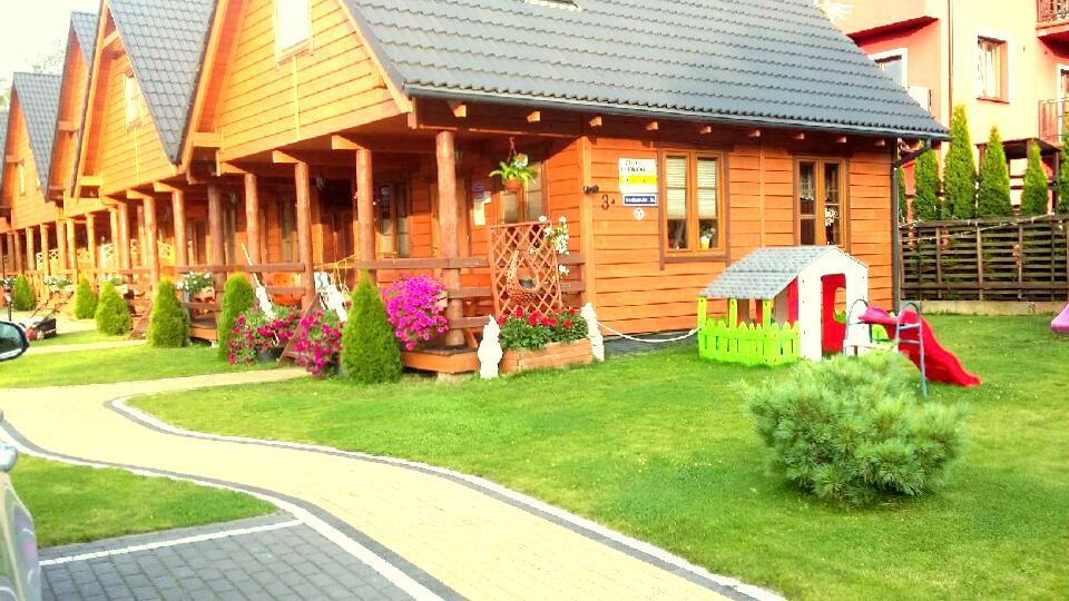 Domki letniskowe RAJ-STAR-BOBOLIN, 200m od plazy. &middot;pokojowe z 2 sypialnie, lazienka pokoj dzienny z 