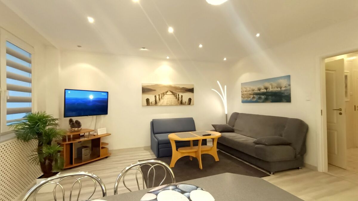 . Apartament STAR-Kołobrzeg.- Ogrody, 2 do 4/5 os&oacute;b.  Lokalizacja KOŁOBRZEG ul. J. Bema 1. A.