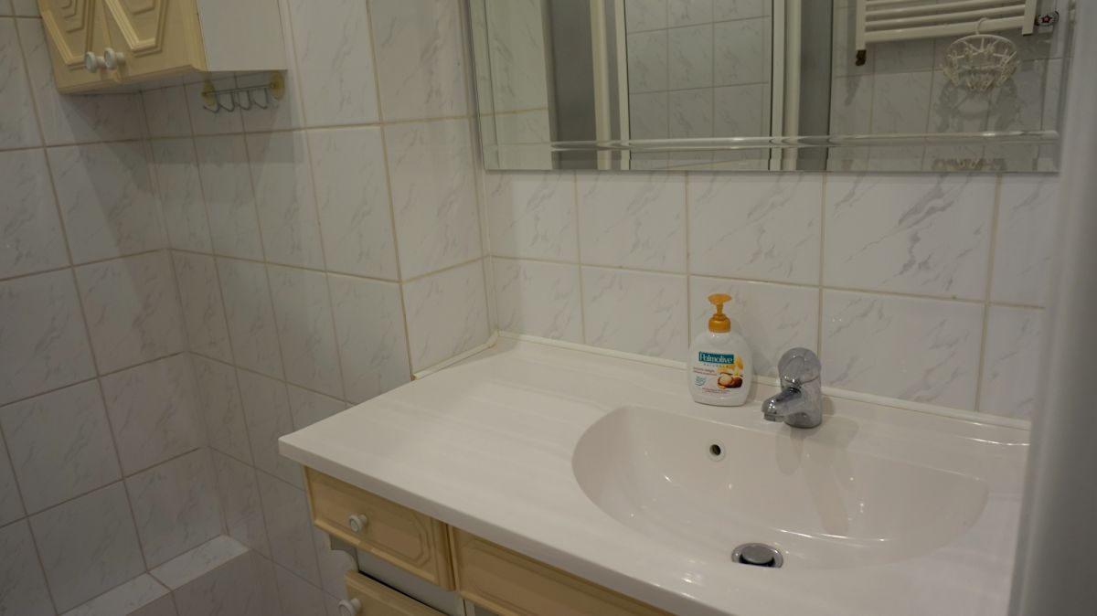 . Apartament STAR-Kołobrzeg.- Ogrody, 2 do 4/5 os&oacute;b.  Lokalizacja KOŁOBRZEG ul. J. Bema 1. A.