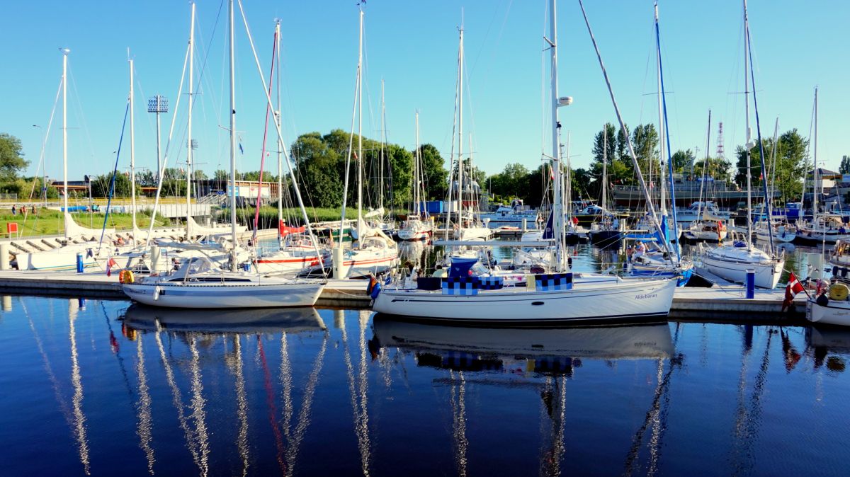 Kolobrzeg, port jachtowy. . Apartament STAR-Kołobrzeg.- Ogrody, 2 do 4/5 os&oacute;b.  Lokalizacja KOŁOBRZE