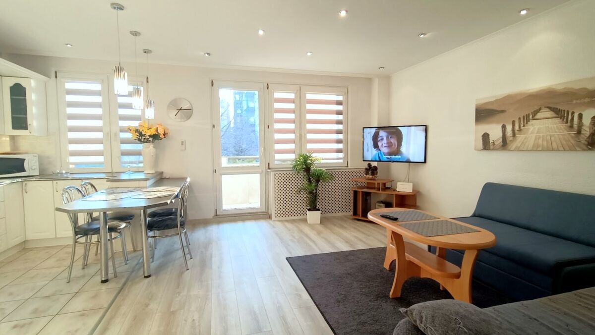 . Apartament STAR-Kołobrzeg.- Ogrody, 2 do 4/5 os&oacute;b.  Lokalizacja KOŁOBRZEG ul. J. Bema 1. A.