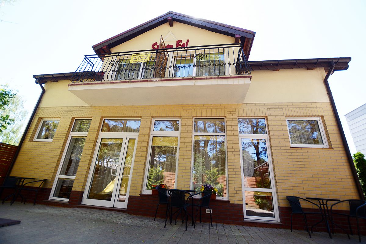 Nocleg w Dźwirzynie - Szum Fal