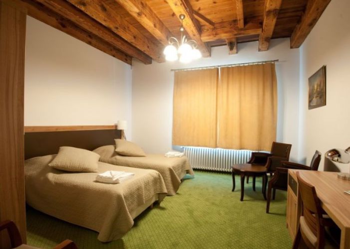 Nocleg w Iławie - Tawerna KAPER