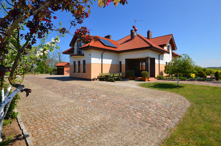 Nocleg w Darłowie - Villa Cis Dom Wczasowy i Domki