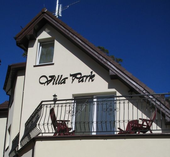 Nocleg w Ustroniu Morskim - VILLA PARK blisko morza