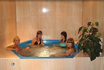 Nocleg w Zębie - WATRA