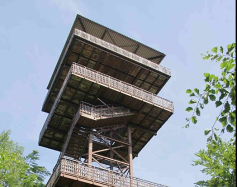 Zdjęcie przedstawia: Wieżyca - wieża widokowa