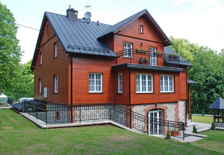 Nocleg w Lądku Zdroju - Willa Skalniak 