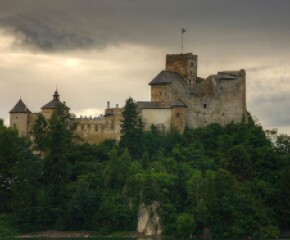 Zdjęcie przedstawia: Zamek w Niedzicy